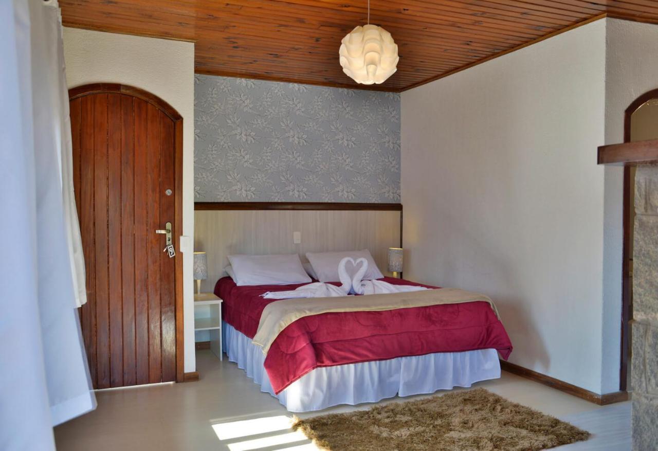 Pousada Villaggio Di Roma Кампус-ду-Жордау Экстерьер фото